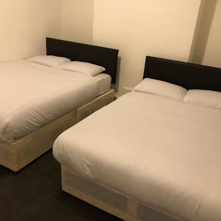 East London 2 Bedroom Apartment Экстерьер фото
