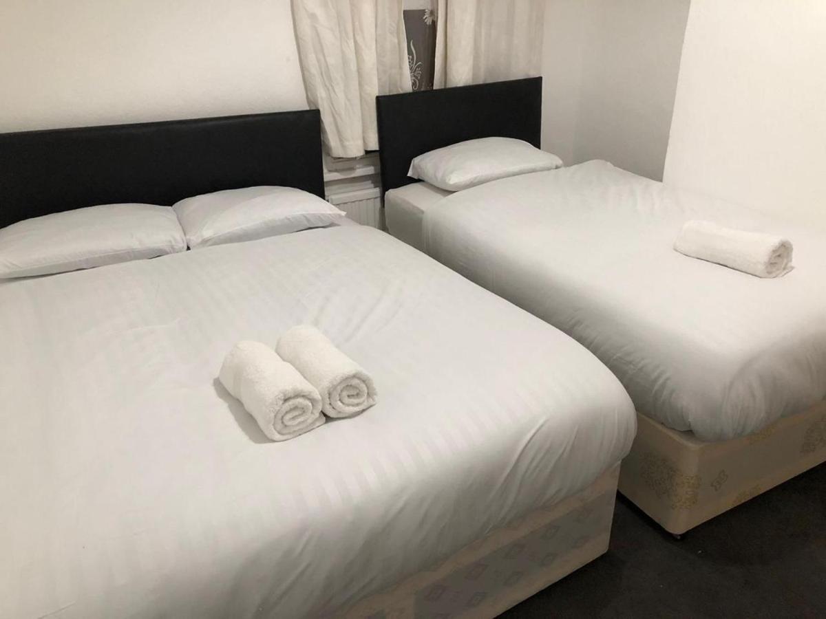 East London 2 Bedroom Apartment Экстерьер фото